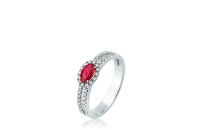 Ring 18 Karat Weissgold Rubin 0,45ct Brillant 0,15ct