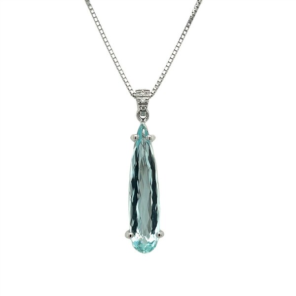 Halsschmuck 18 Karat Weissgold Aquamarin 3,85ct Brillanten 0,02ct G vs