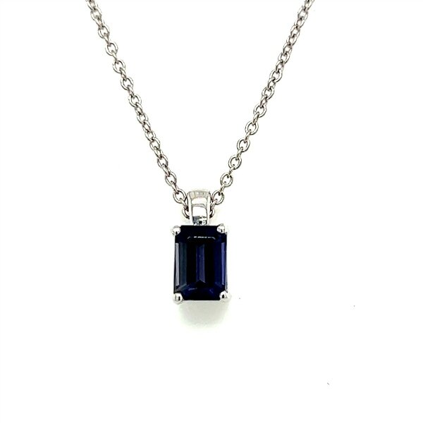 Halsschmuck 14 Karat Weissgold  lolith 7x5mm
