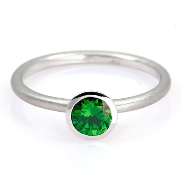 Ring 18 Karat Weissgold Tsavorit 0,69ct